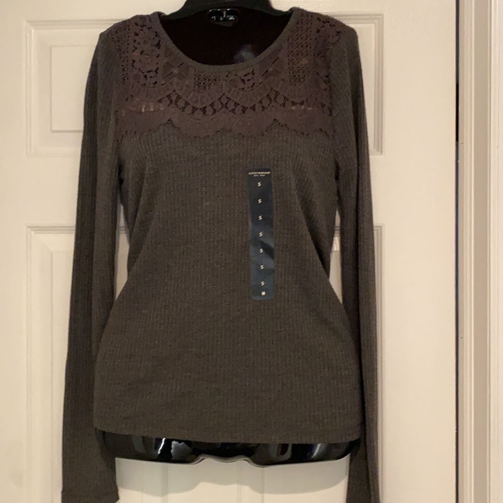 NWT Lucky Brand Lace Detail Top Small Grey